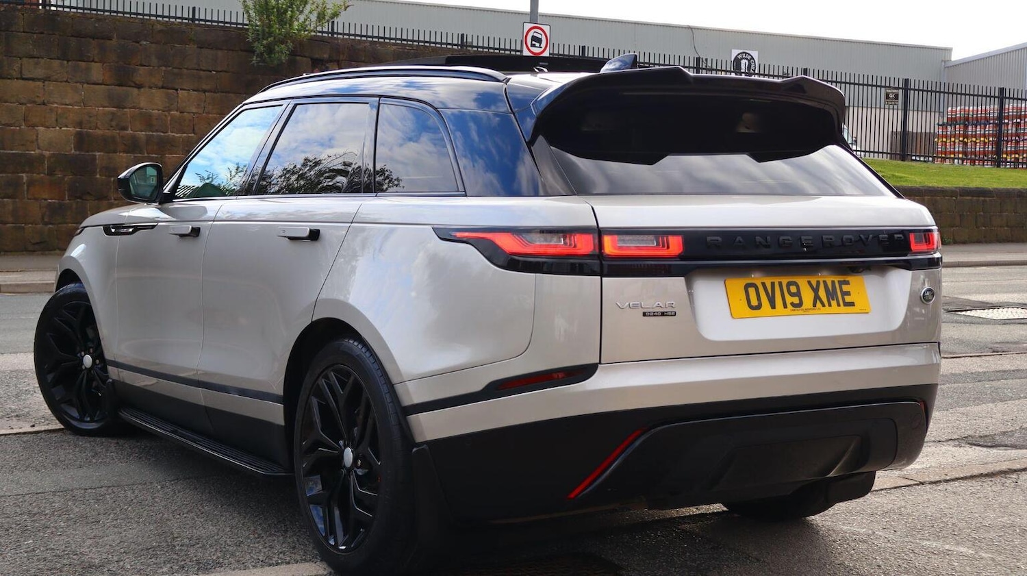 Used Land Rover Range Rover Velar 2019 for sale - 78112172: Photo 90