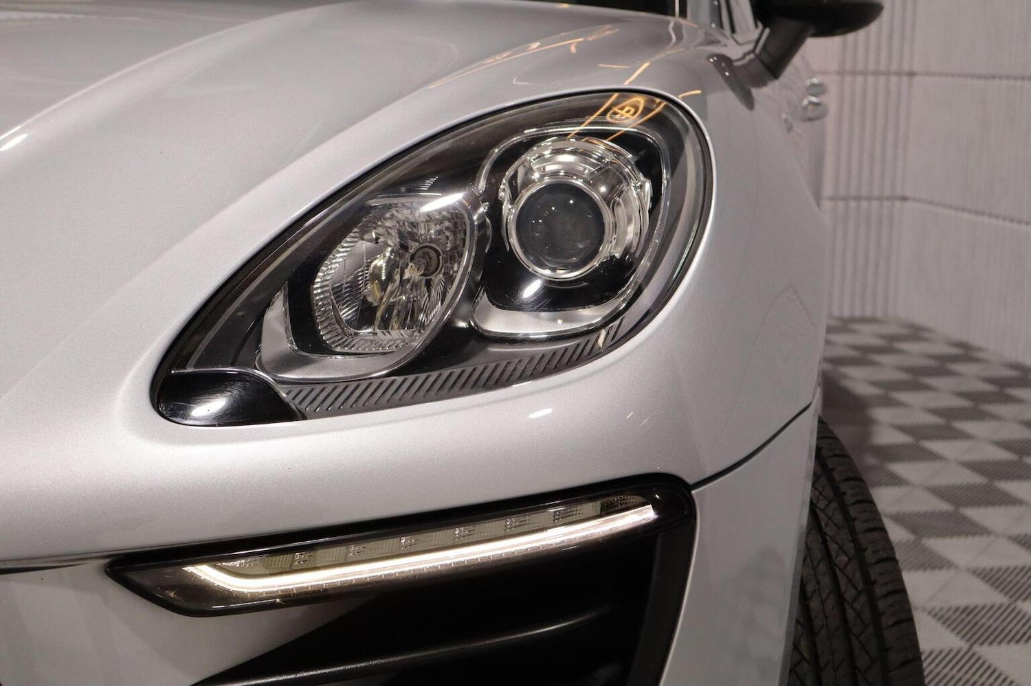 Used Porsche Macan 2014 for sale - 76510893: Photo 37