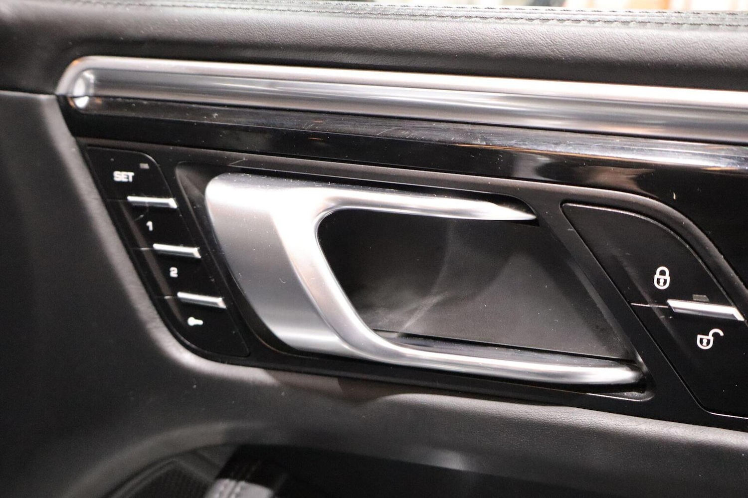 Used Porsche Macan 2014 for sale - 76510893: Photo 45