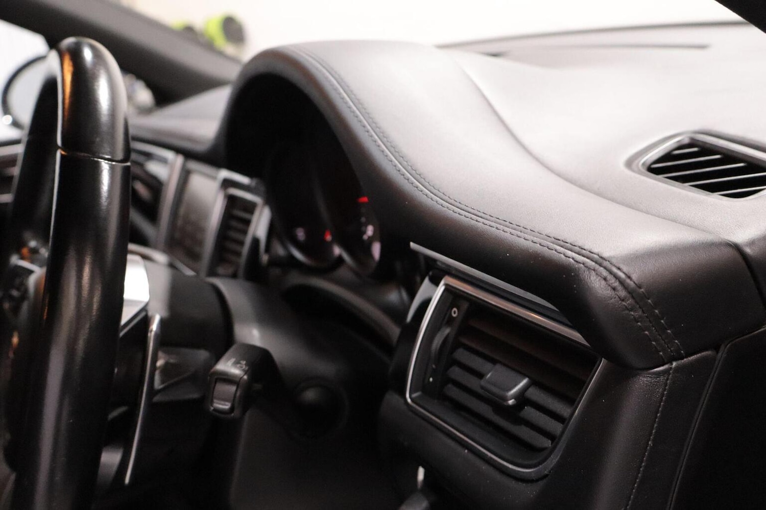 Used Porsche Macan 2014 for sale - 76510893: Photo 47