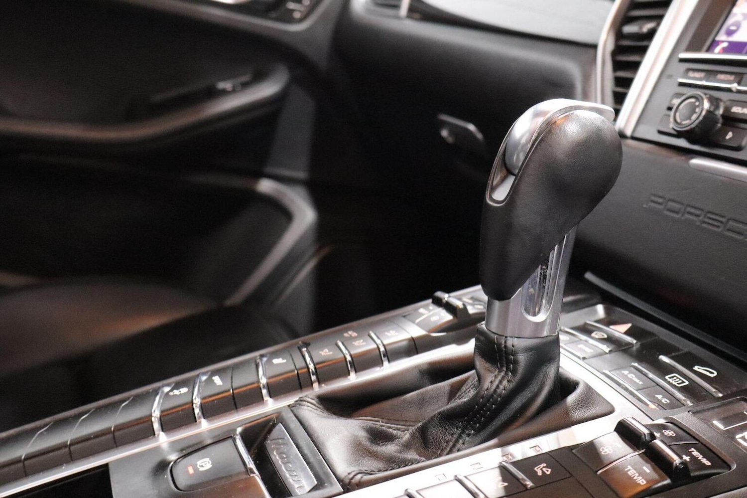 Used Porsche Macan 2014 for sale - 76510893: Photo 62