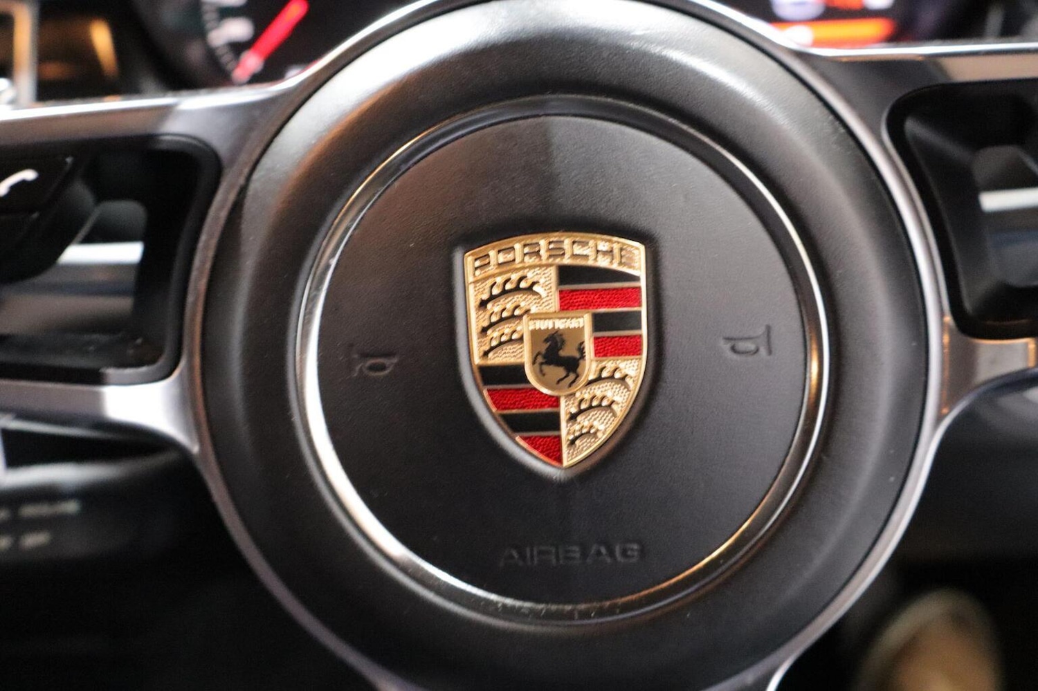 Used Porsche Macan 2014 for sale - 76510893: Photo 63