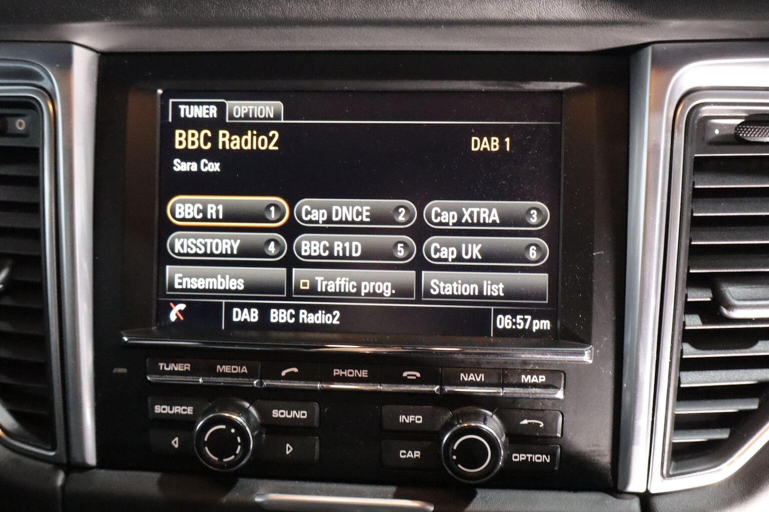 Used Porsche Macan 2014 for sale - 76510893: Photo 64