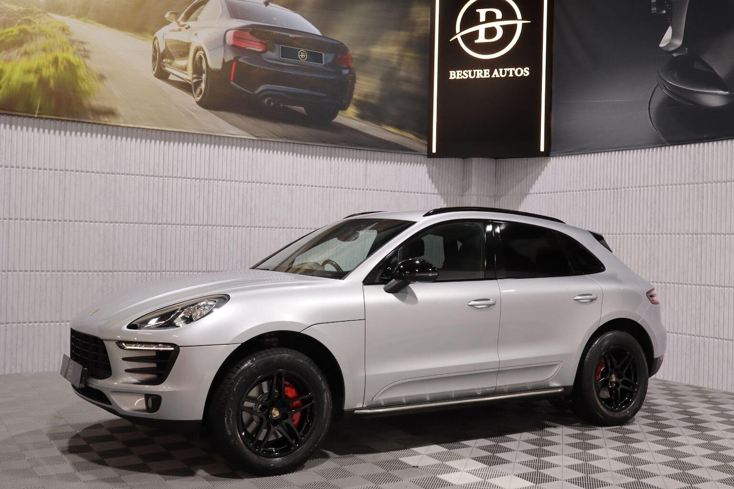 Used Porsche Macan 2014 for sale - 76510893: Photo 68