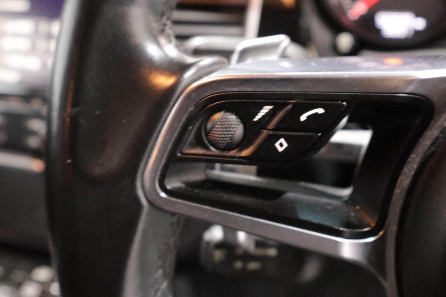 Used Porsche Macan 2014 for sale - 76510893: Photo 9