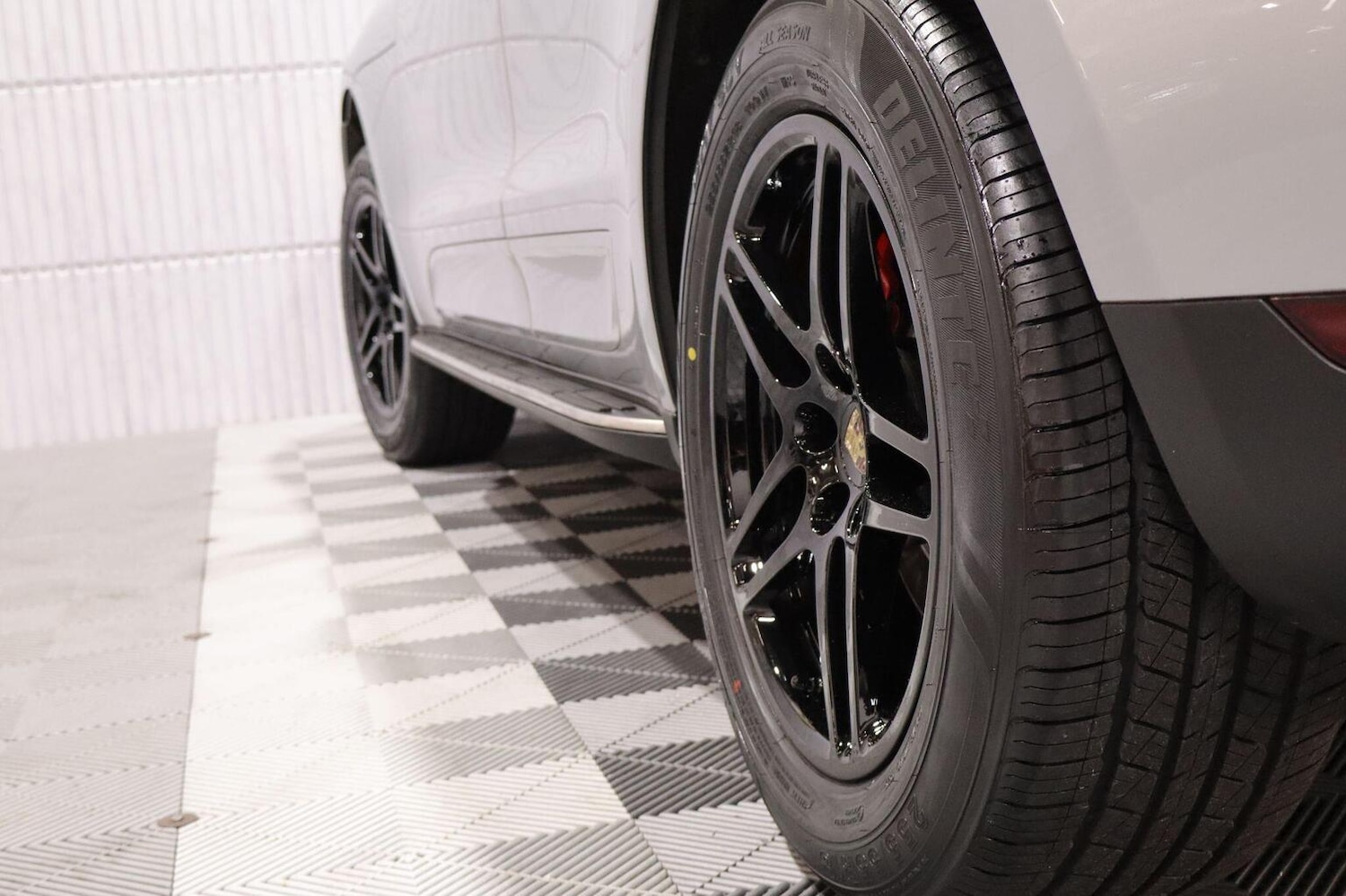 Used Porsche Macan 2014 for sale - 76510893: Photo 98