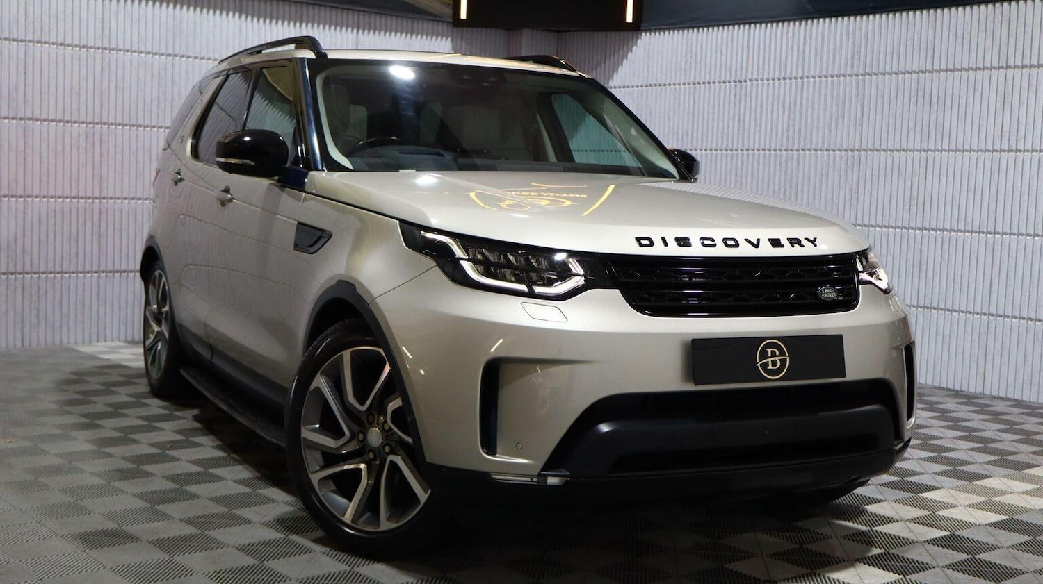 Used Land Rover Discovery 2017 for sale - 77807090: Photo 15