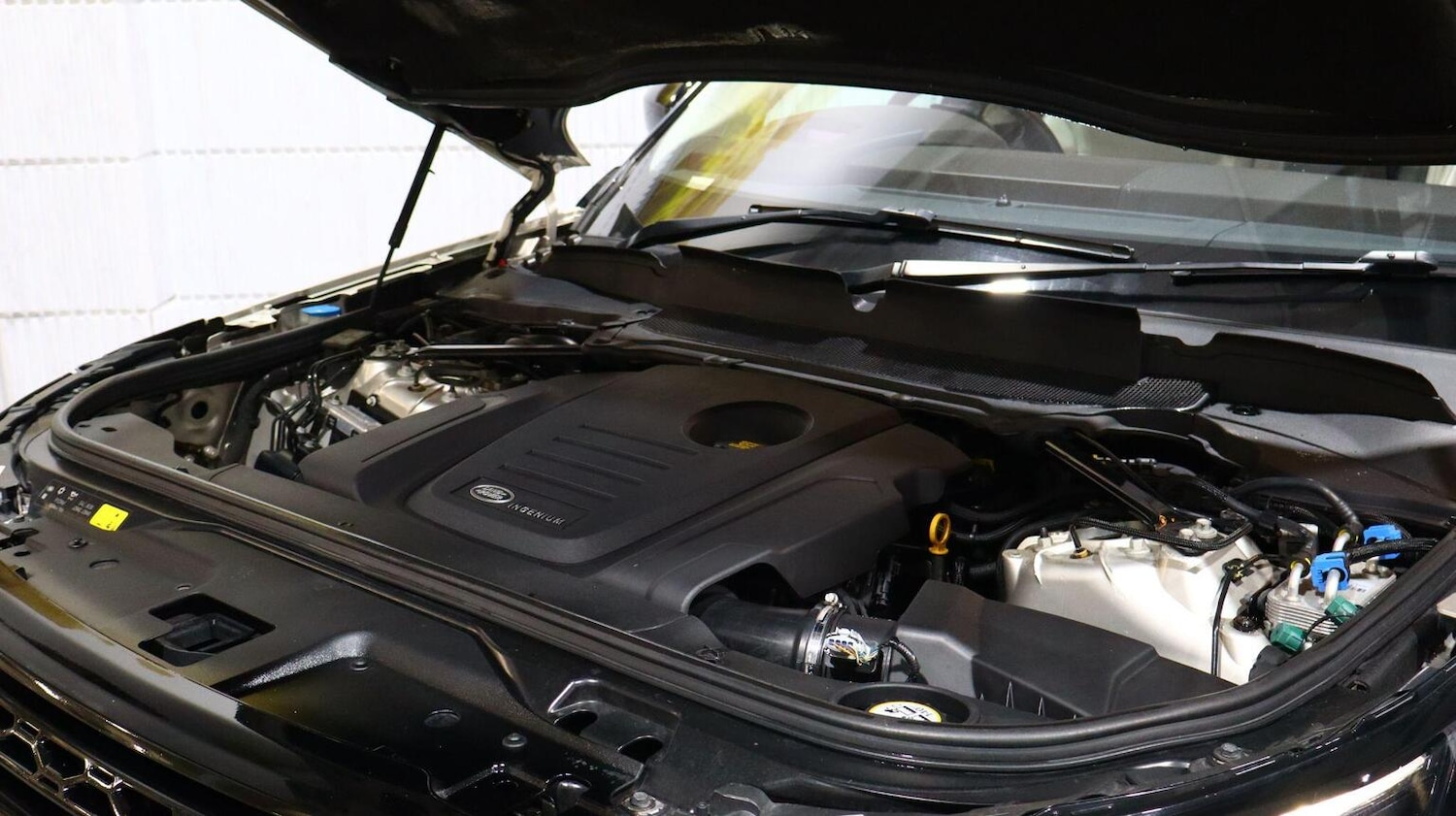 Used Land Rover Discovery 2017 for sale - 77807090: Photo 40