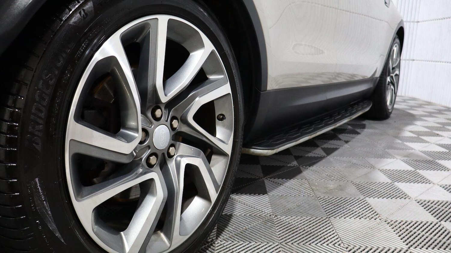 Used Land Rover Discovery 2017 for sale - 77807090: Photo 41