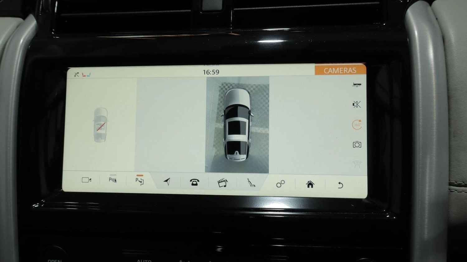 Used Land Rover Discovery 2017 for sale - 77807090: Photo 56