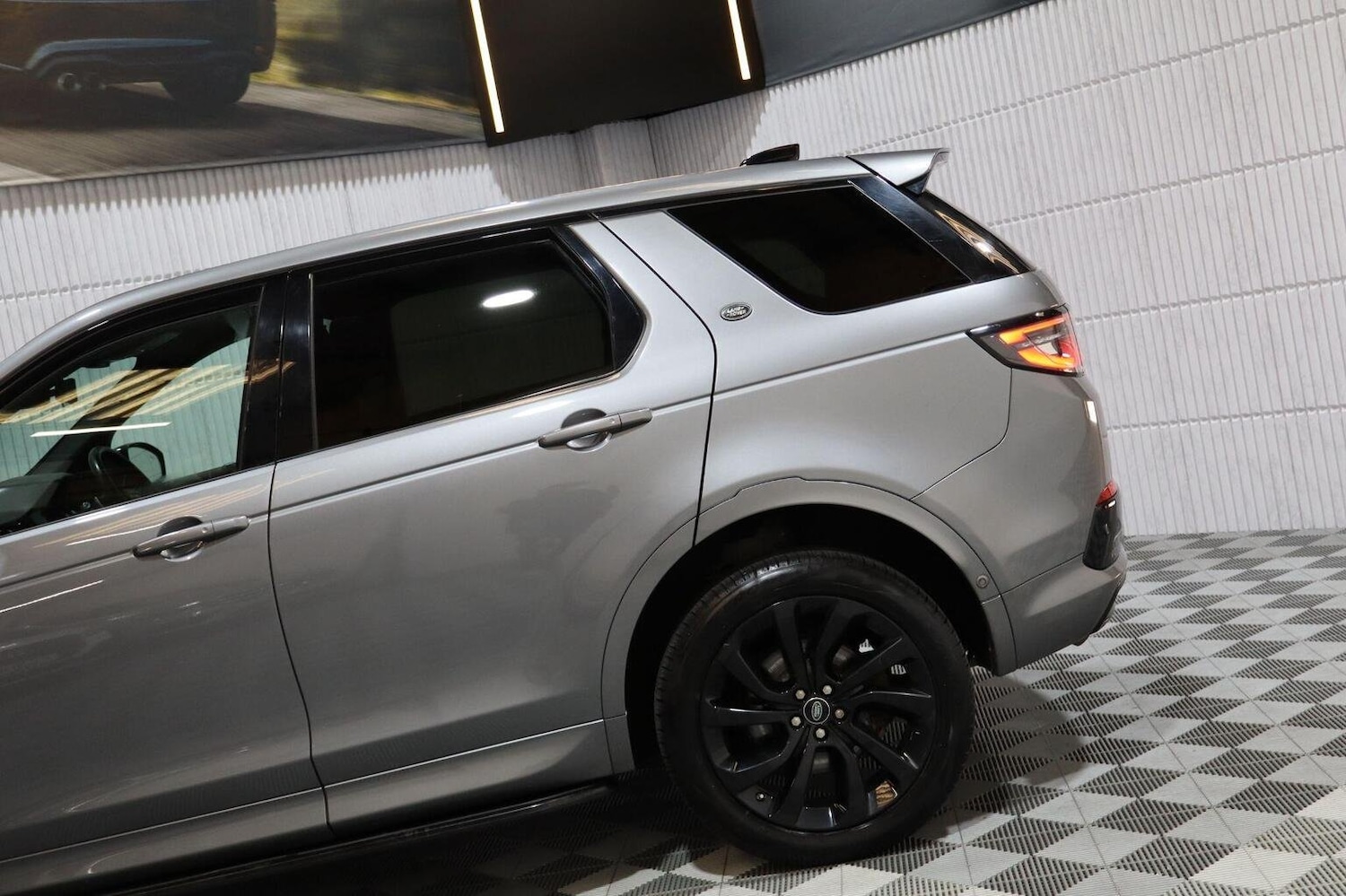 Used Land Rover Discovery Sport 2021 for sale - 76211774: Photo 20