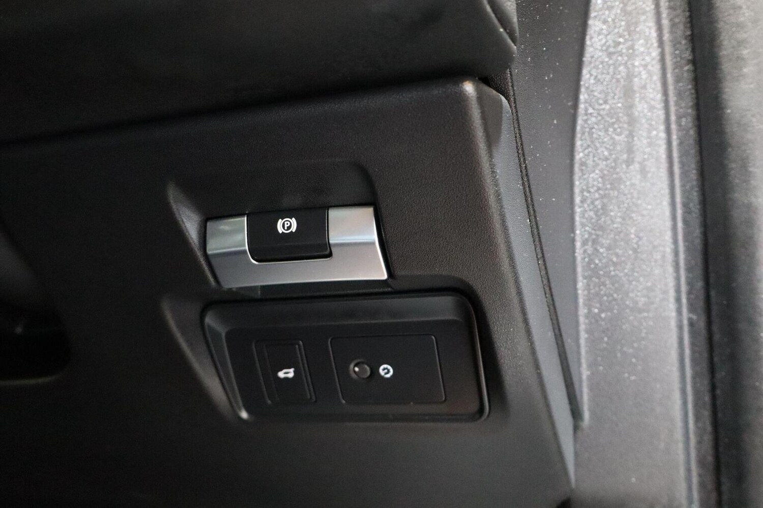 Used Land Rover Discovery Sport 2021 for sale - 76211774: Photo 50