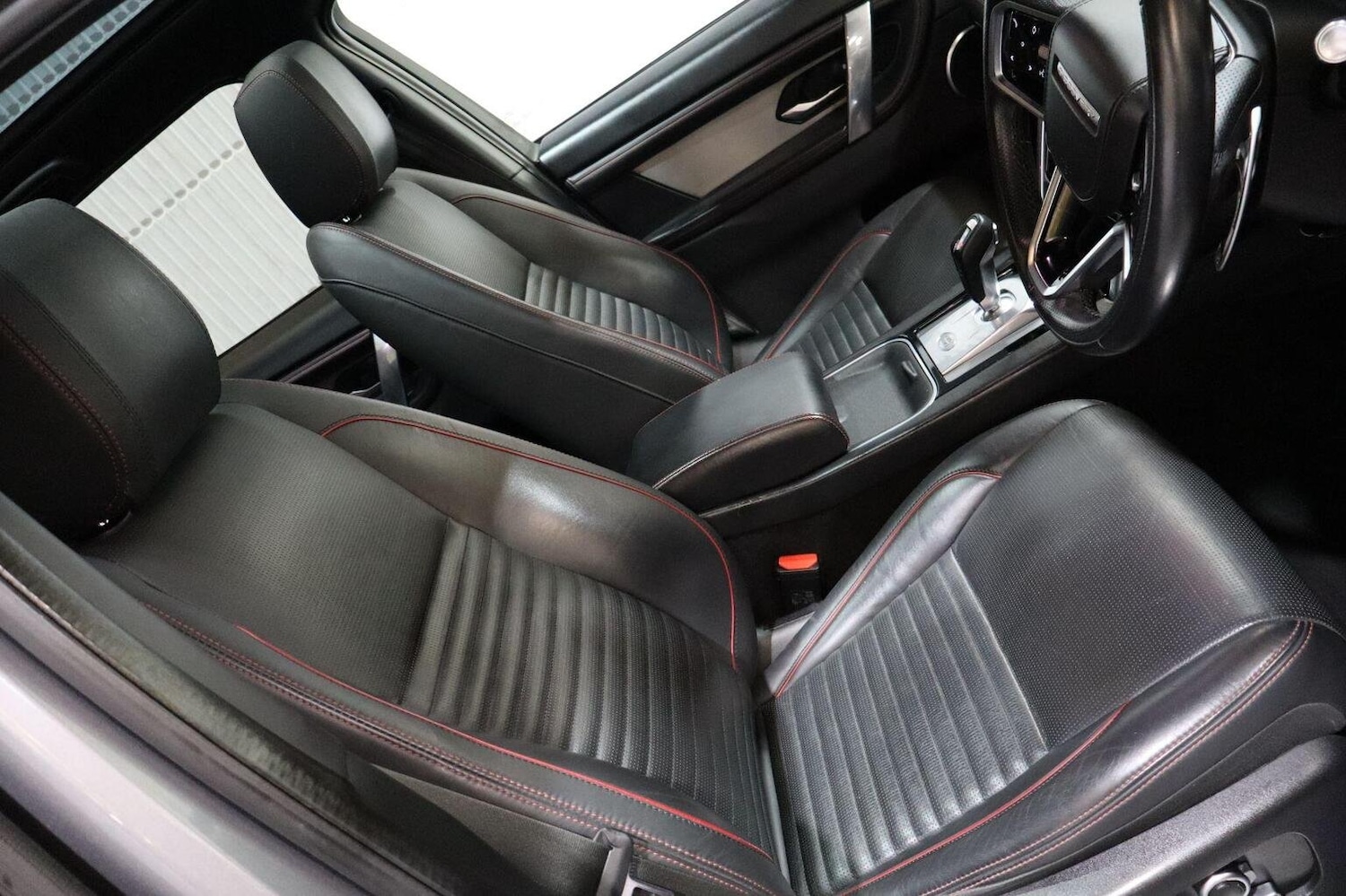 Used Land Rover Discovery Sport 2021 for sale - 76211774: Photo 67