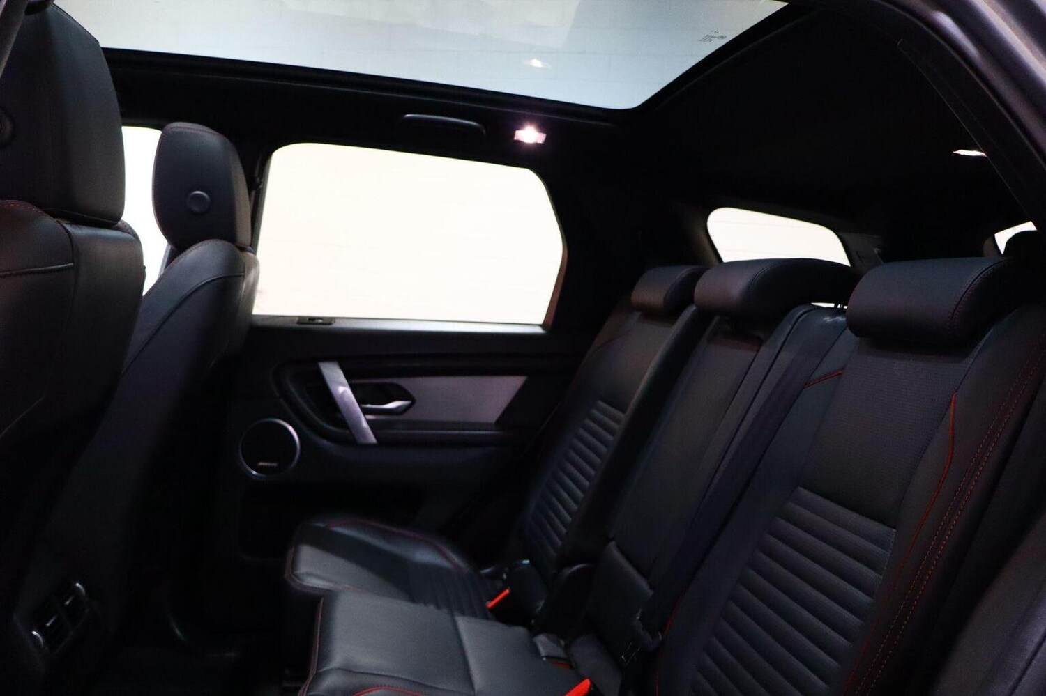 Used Land Rover Discovery Sport 2021 for sale - 76211774: Photo 91