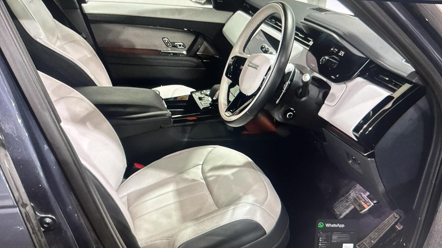 Used Land Rover Range Rover Sport 2022 for sale - 76884853: Photo 2