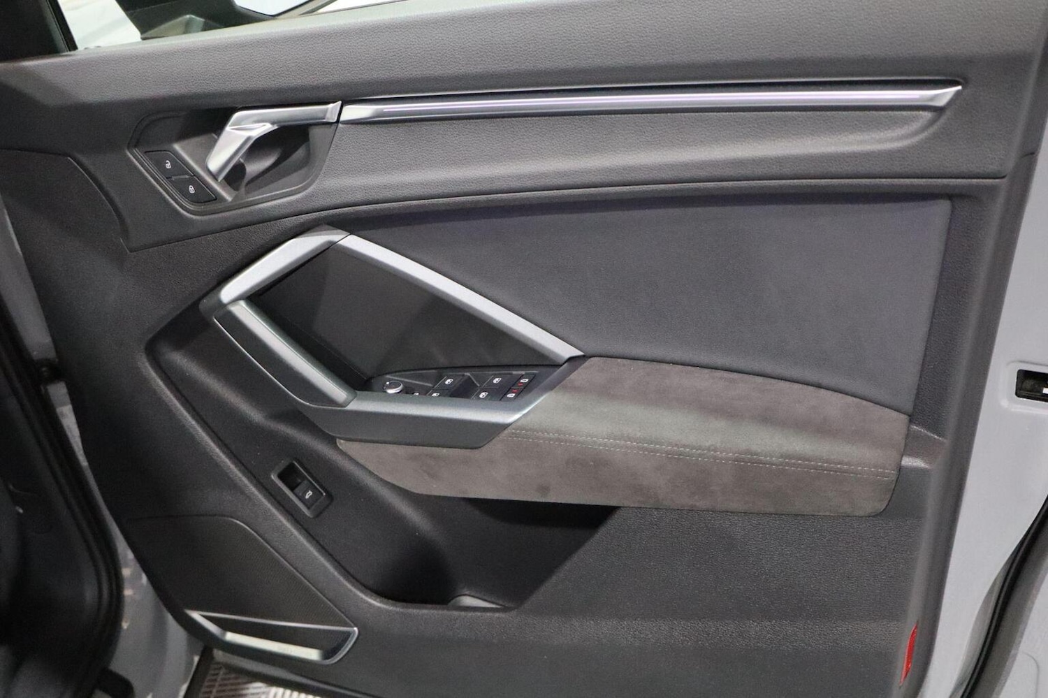 Used Audi RS Q3 2021 for sale - 76884893: Photo 35