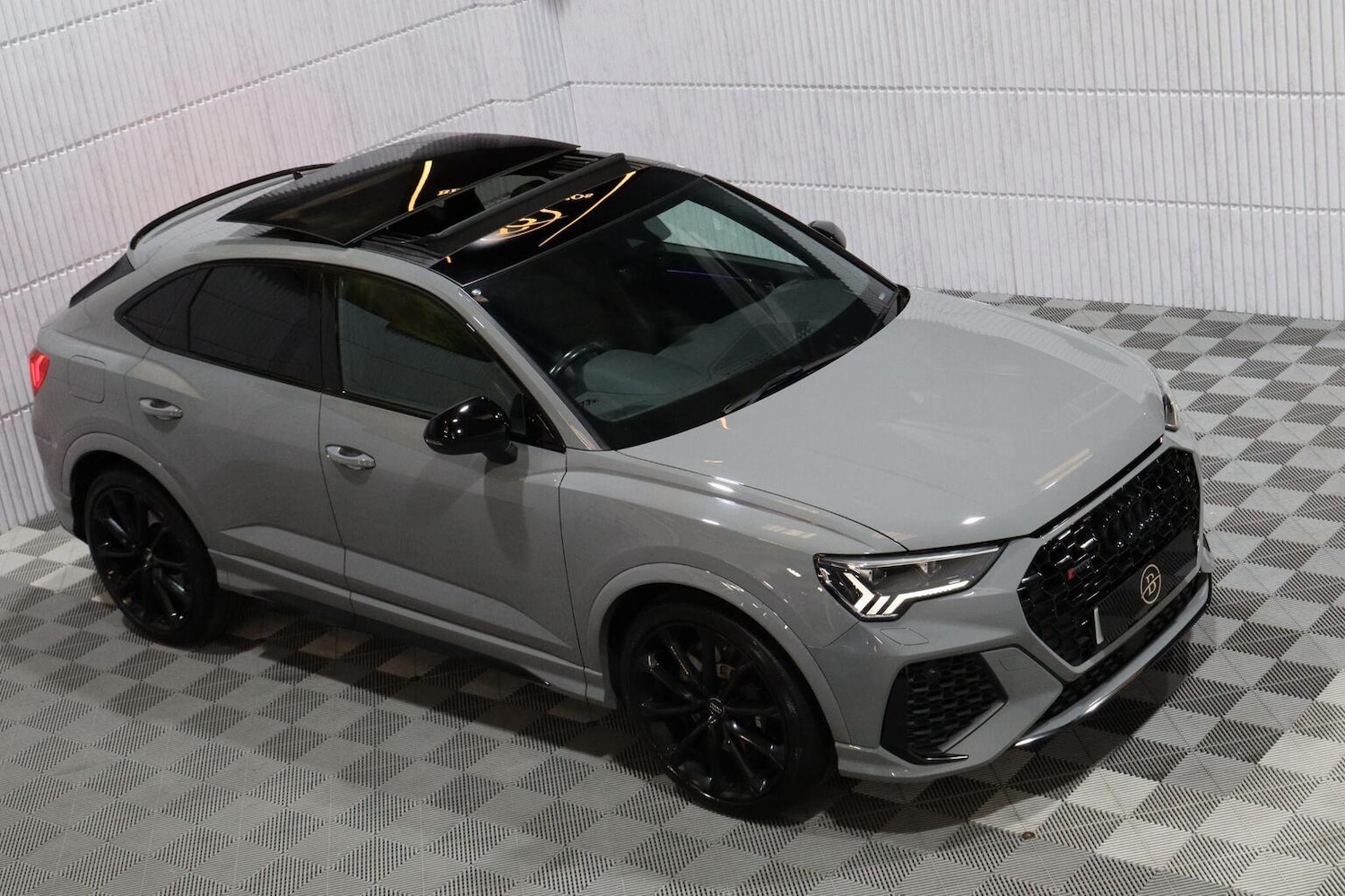 Used Audi RS Q3 2021 for sale - 76884893: Photo 4