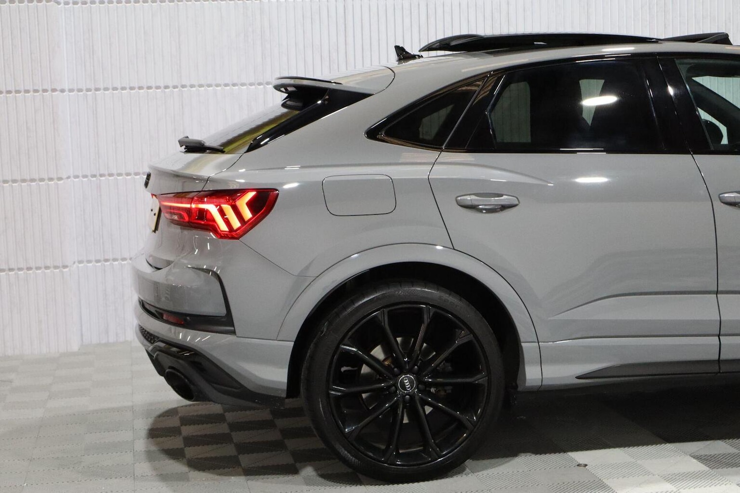 Used Audi RS Q3 2021 for sale - 76884893: Photo 74