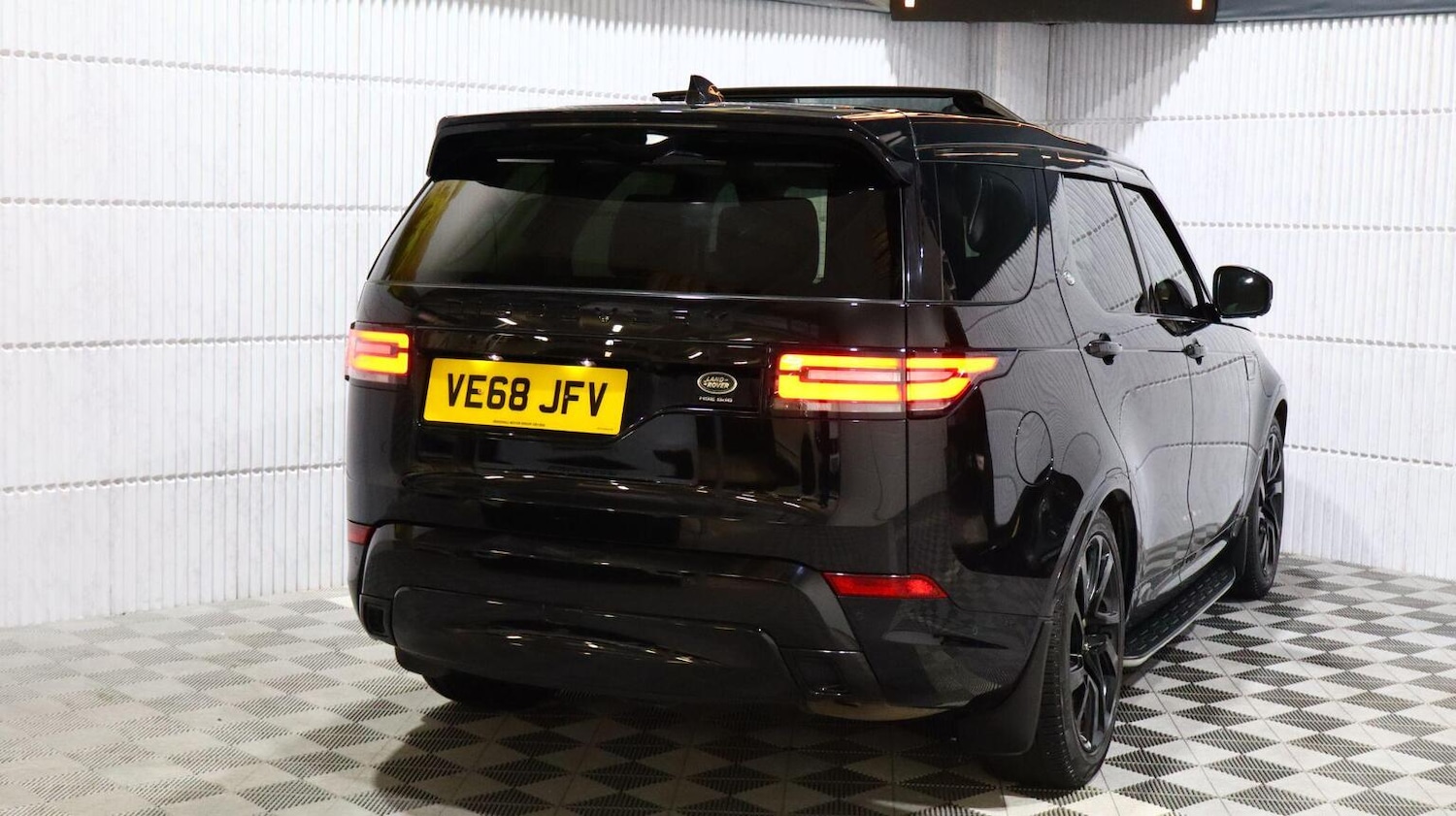 Used Land Rover Discovery 2019 for sale - 77897784: Photo 5