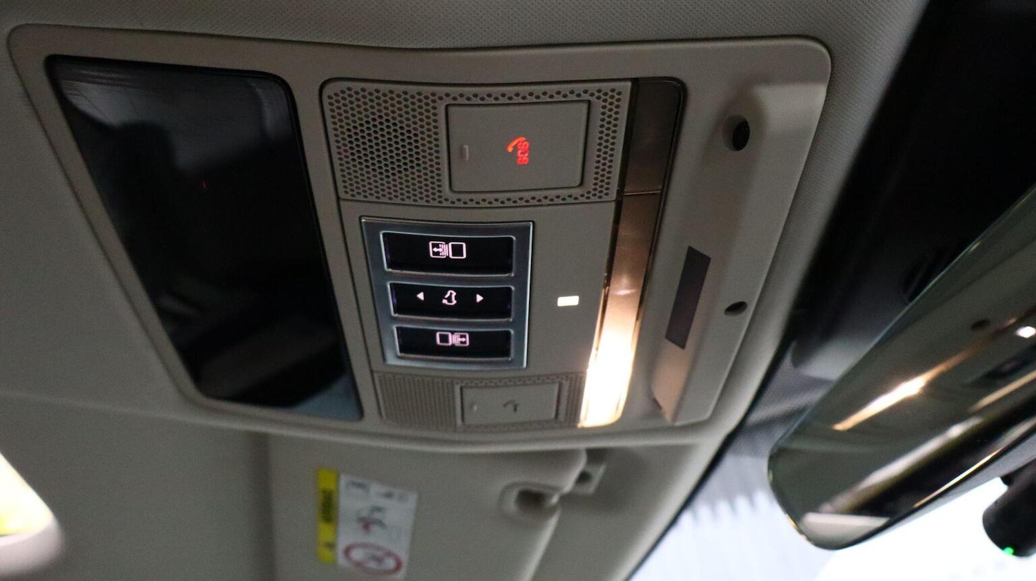 Used Land Rover Discovery 2019 for sale - 77897784: Photo 84