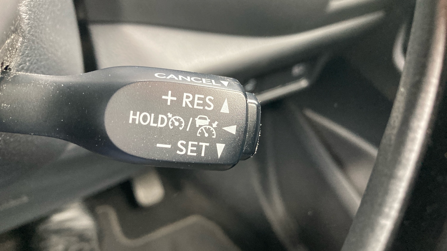 Used Toyota C-HR 2022 for sale - 76144574: Photo 41