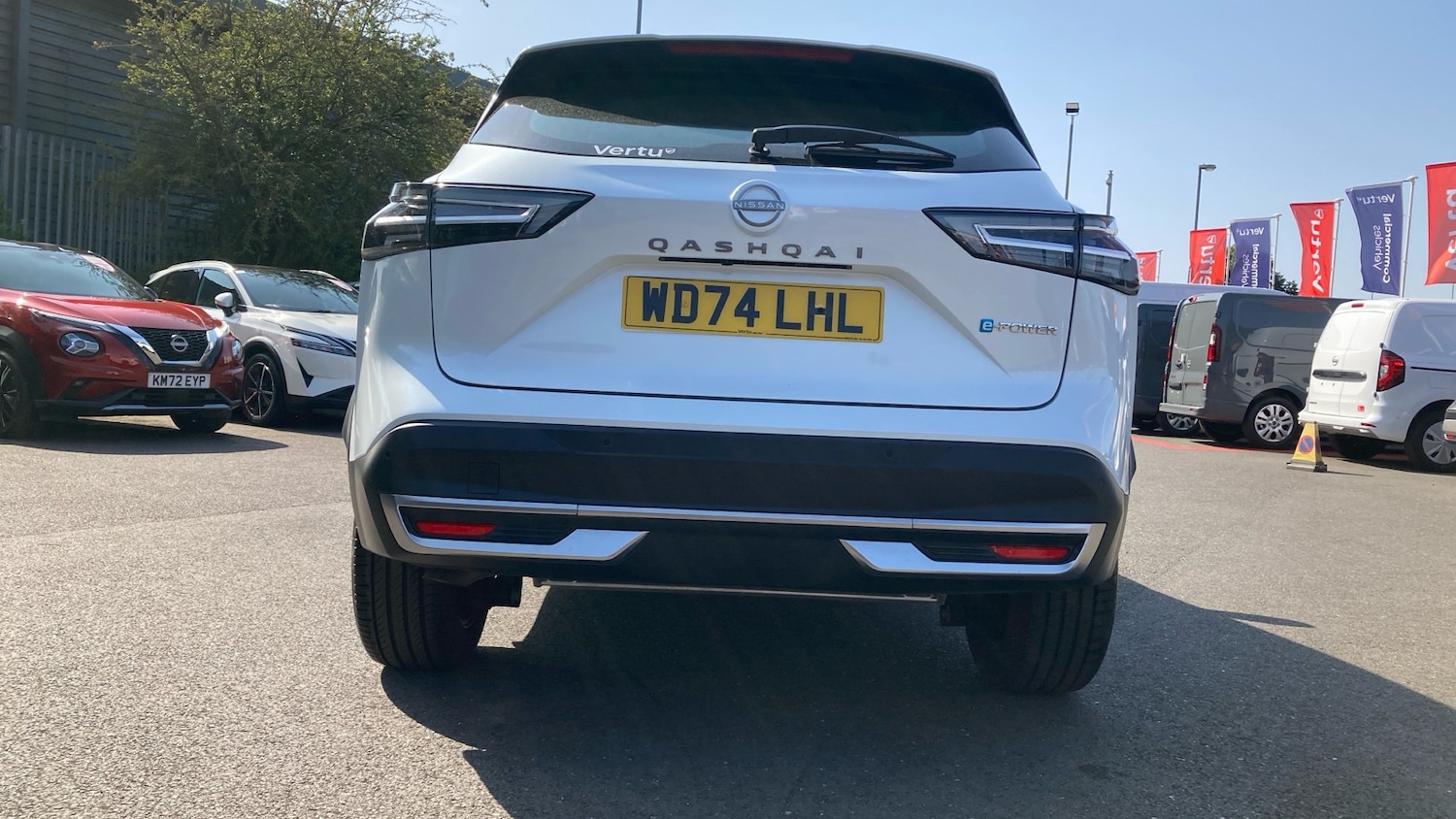 Vehicle 28