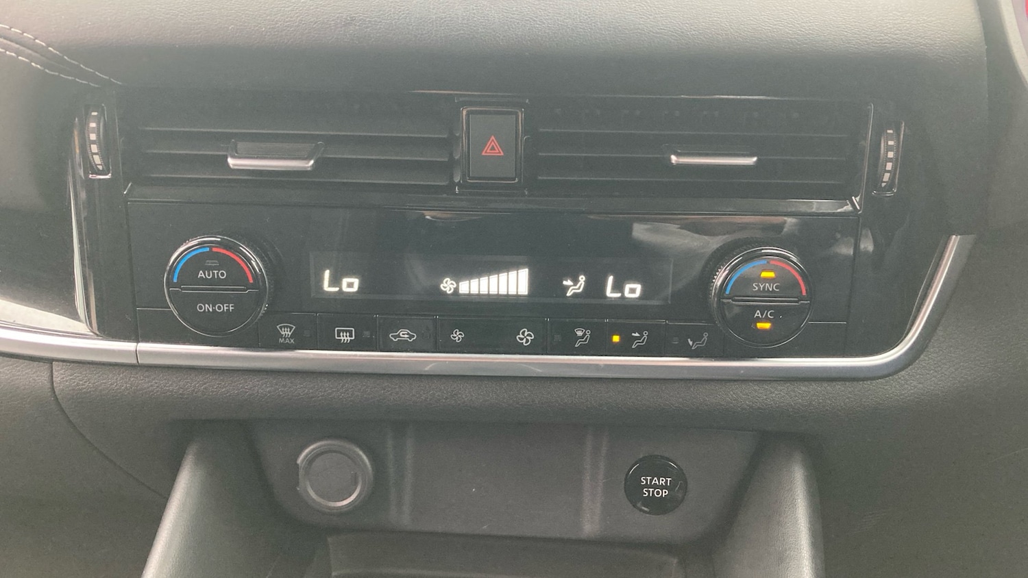 Used Nissan Qashqai 2023 for sale - 76426252: Photo 48