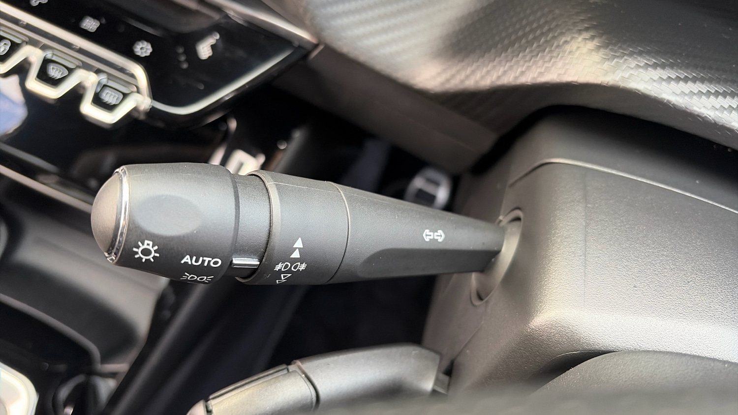 Used Peugeot 2008 2021 for sale - 77151884: Photo 37