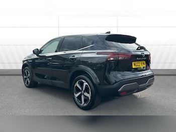 Used Nissan Qashqai 2022 for sale - 76077066: Photo 2