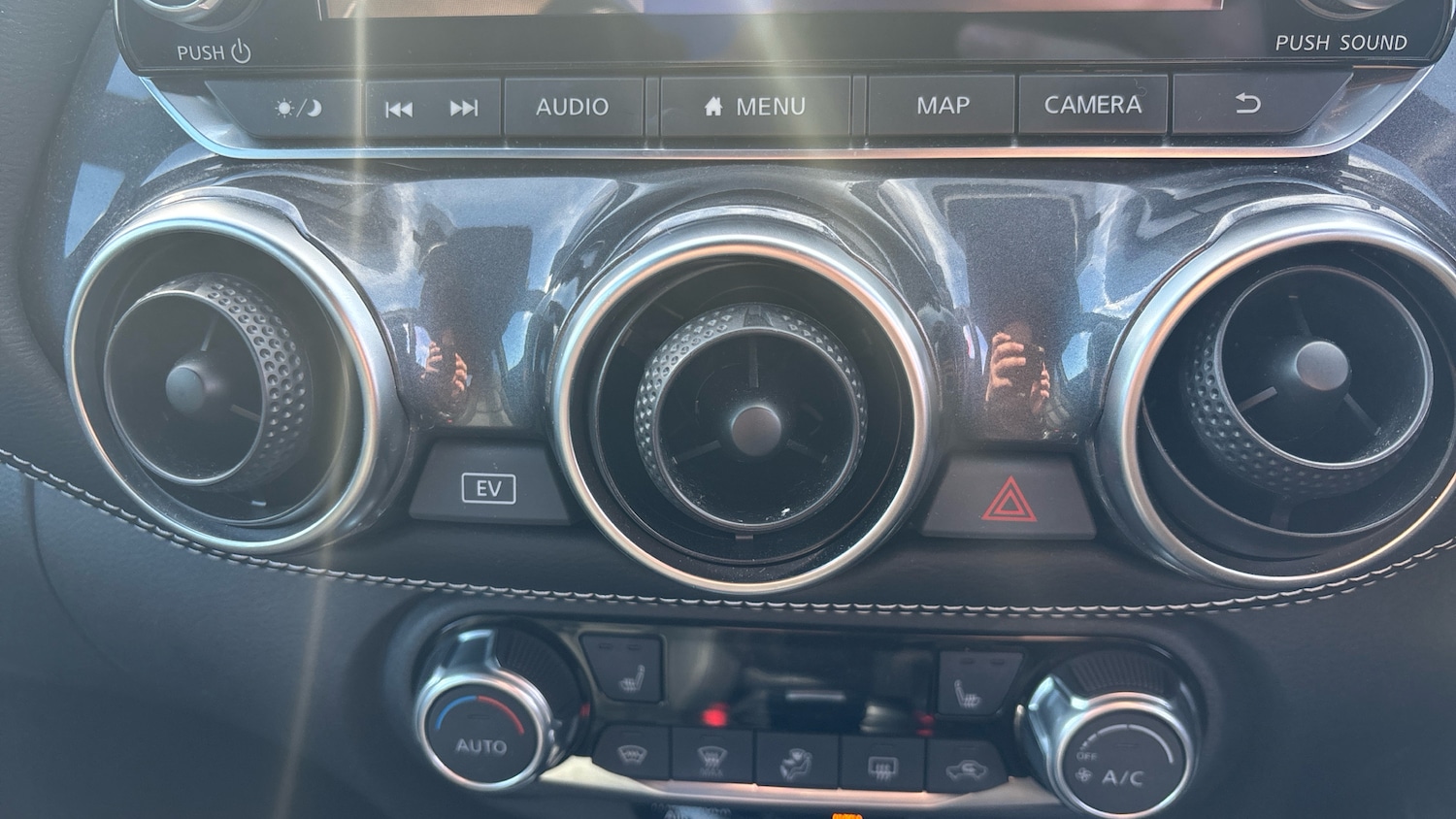 Used Nissan Juke 2023 for sale - 77951391: Photo 51