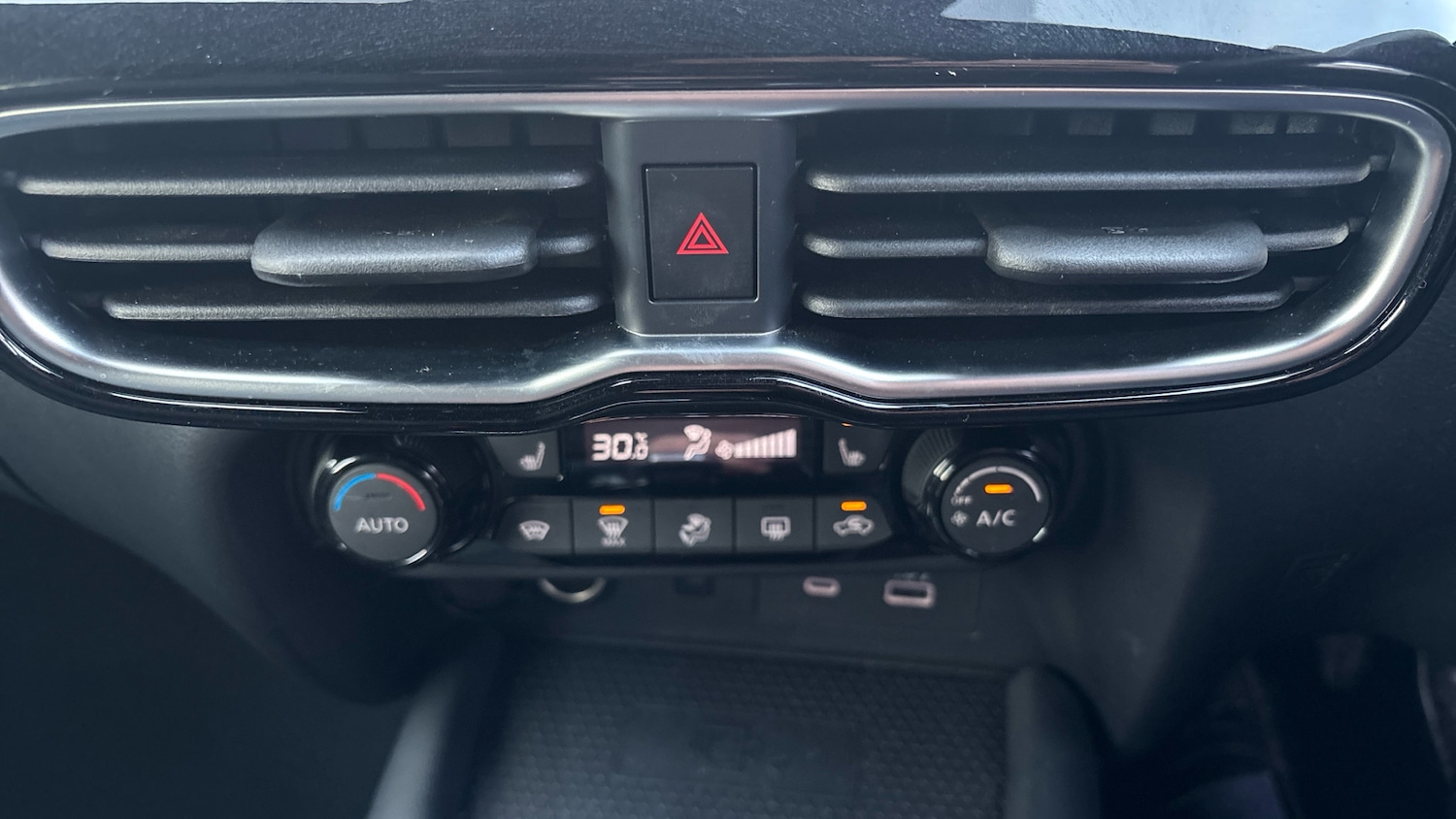 Used Nissan Juke 2024 for sale - 77170283: Photo 49