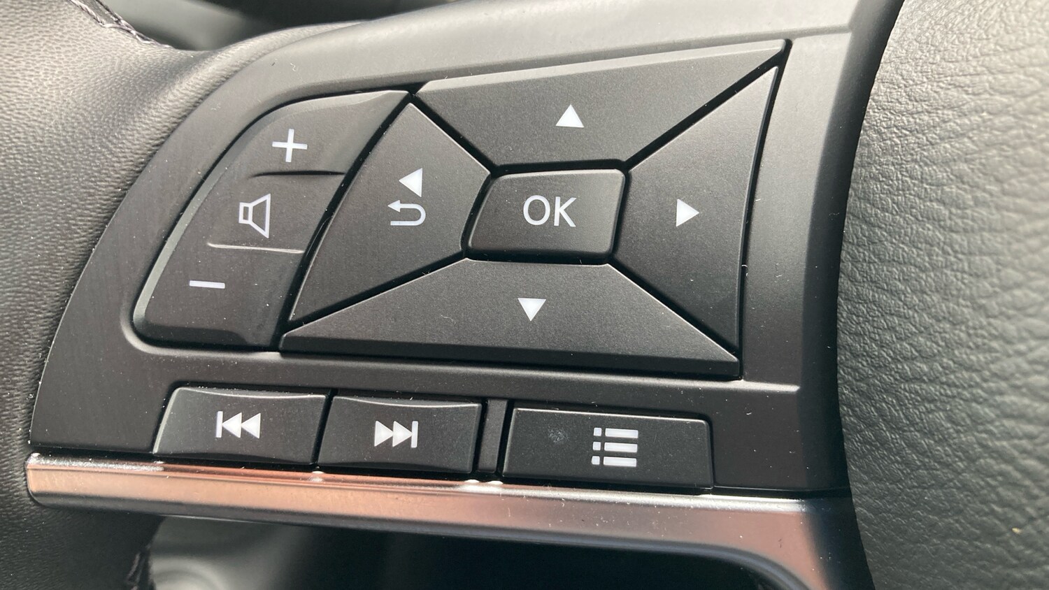 Used Nissan Juke 2025 for sale - 78108162: Photo 25