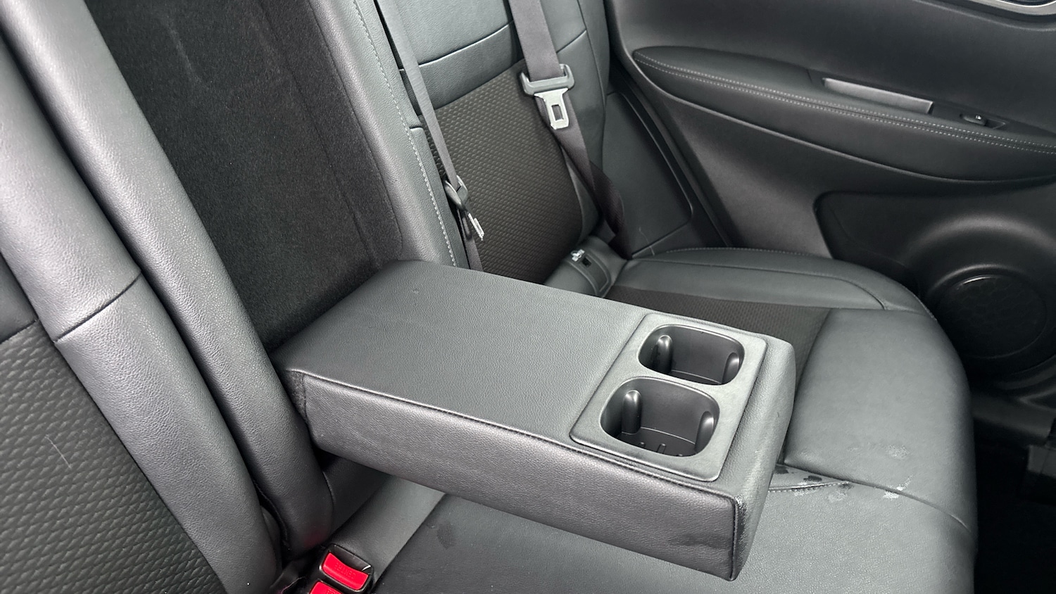 Used Nissan Qashqai 2020 for sale - 77761724: Photo 37