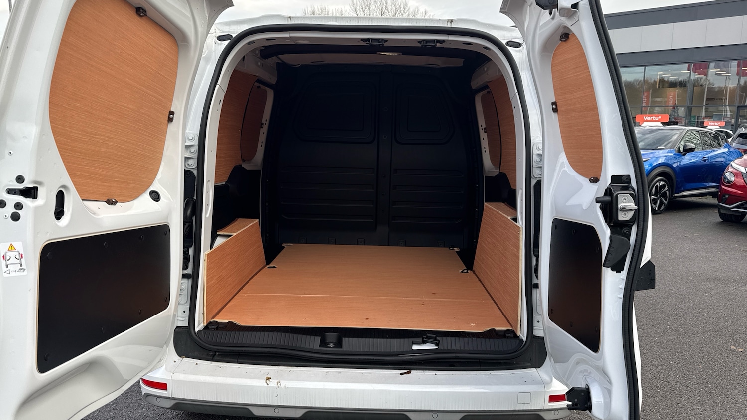 Used Nissan Other 2025 for sale - 76650925: Photo 4