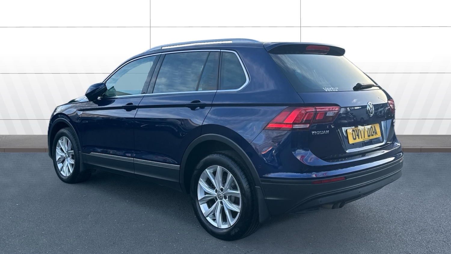 Used Volkswagen Tiguan 2017 for sale - 78063972: Photo 2
