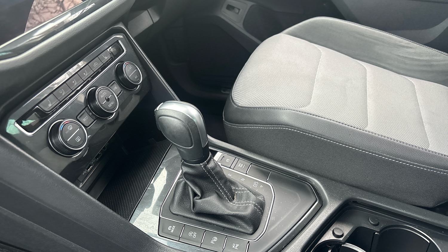 Used Volkswagen Tiguan 2020 for sale - 77323430: Photo 13