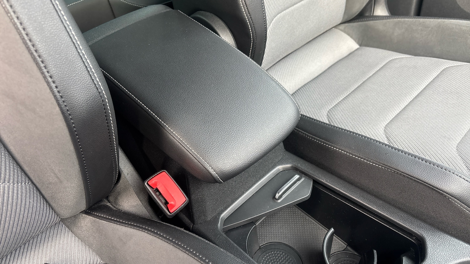 Used Volkswagen Tiguan 2020 for sale - 77323430: Photo 63