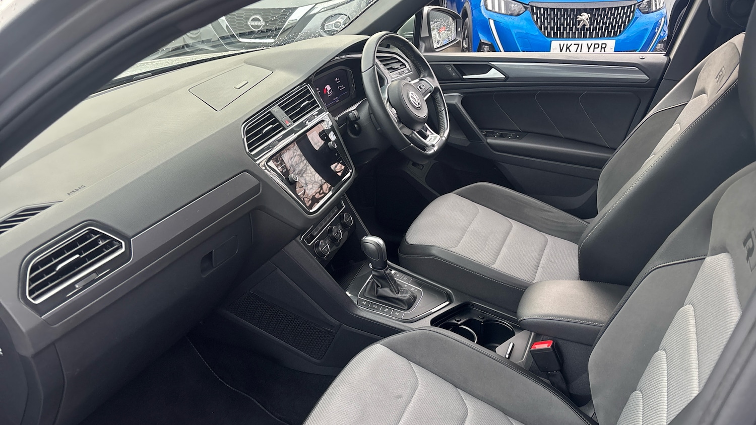 Used Volkswagen Tiguan 2020 for sale - 77323430: Photo 9