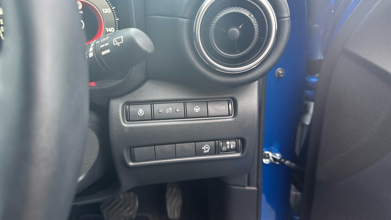 Used Nissan Juke 2024 for sale - 77035712: Photo 39