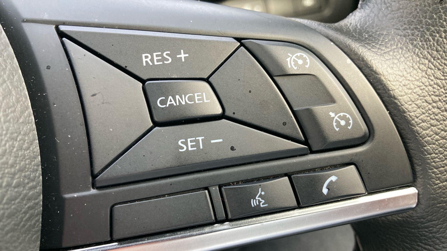 Used Nissan Juke 2023 for sale - 77873170: Photo 36