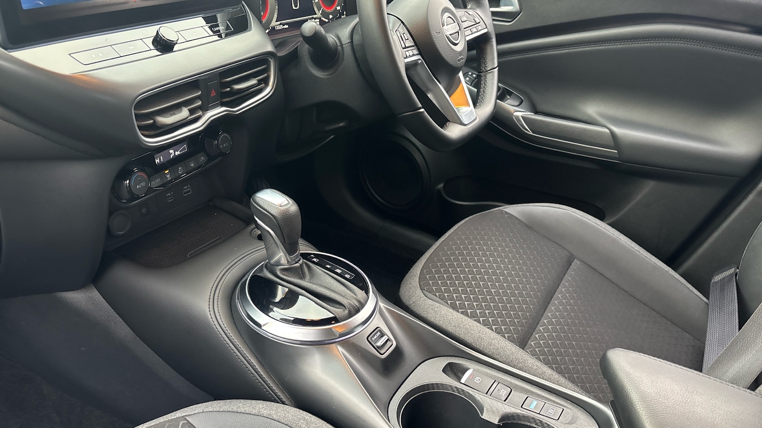 Used Nissan Juke 2024 for sale - 76255258: Photo 13