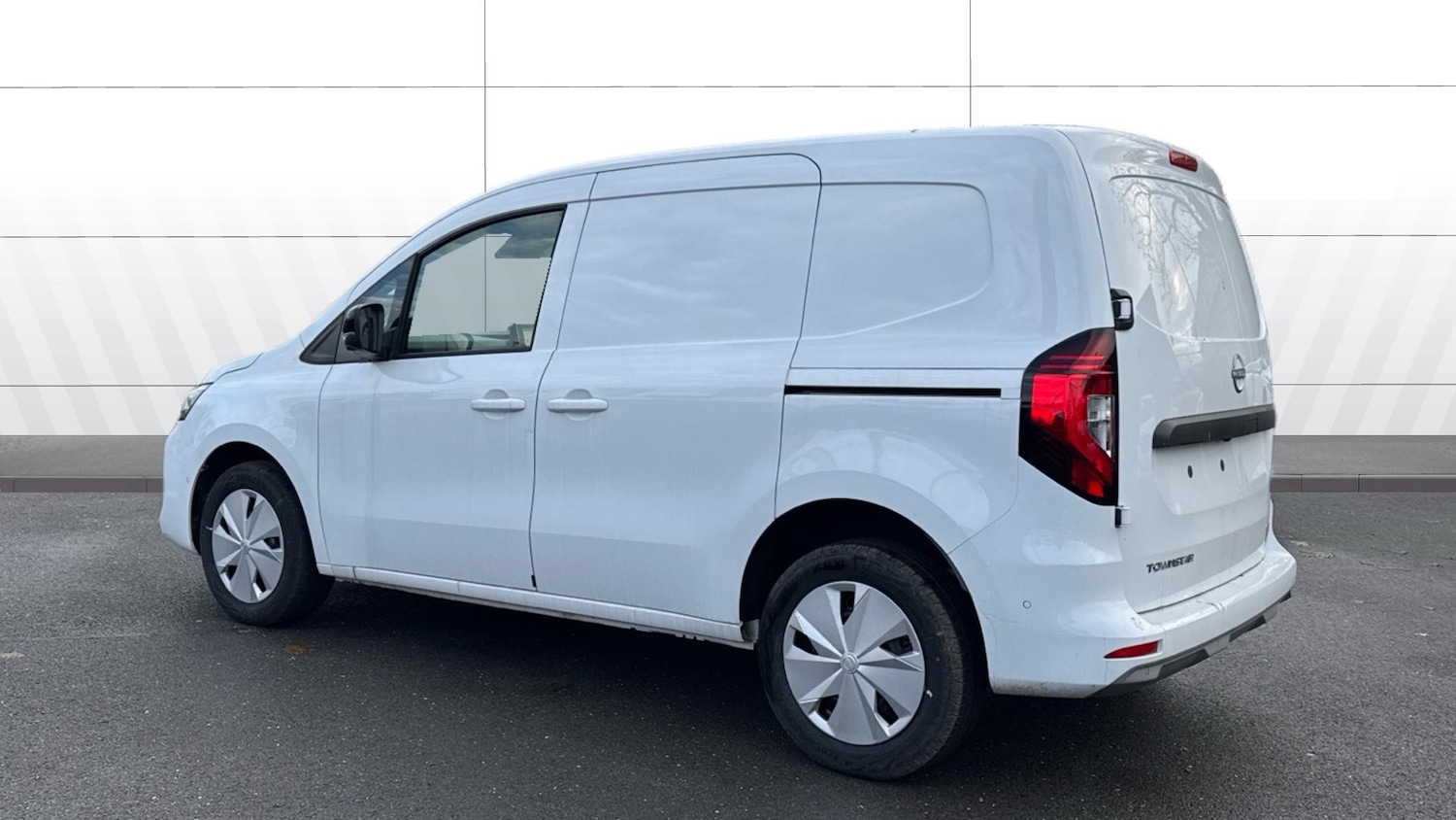 Used Nissan Other 2025 for sale - 76650928: Photo 2