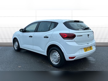 Used Dacia Sandero 2021 for sale - 77005796: Photo