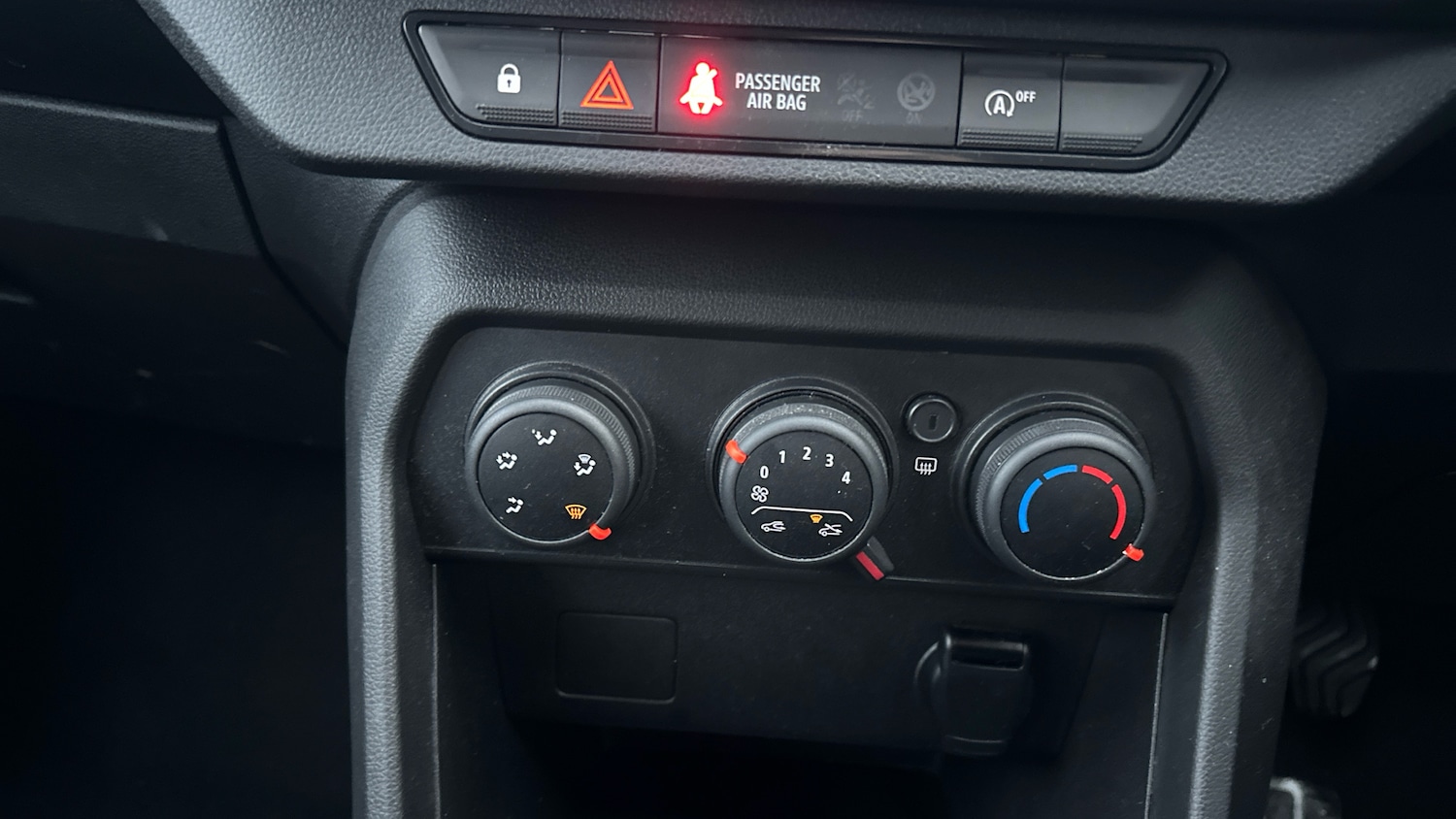 Used Dacia Sandero 2021 for sale - 77005796: Photo 35