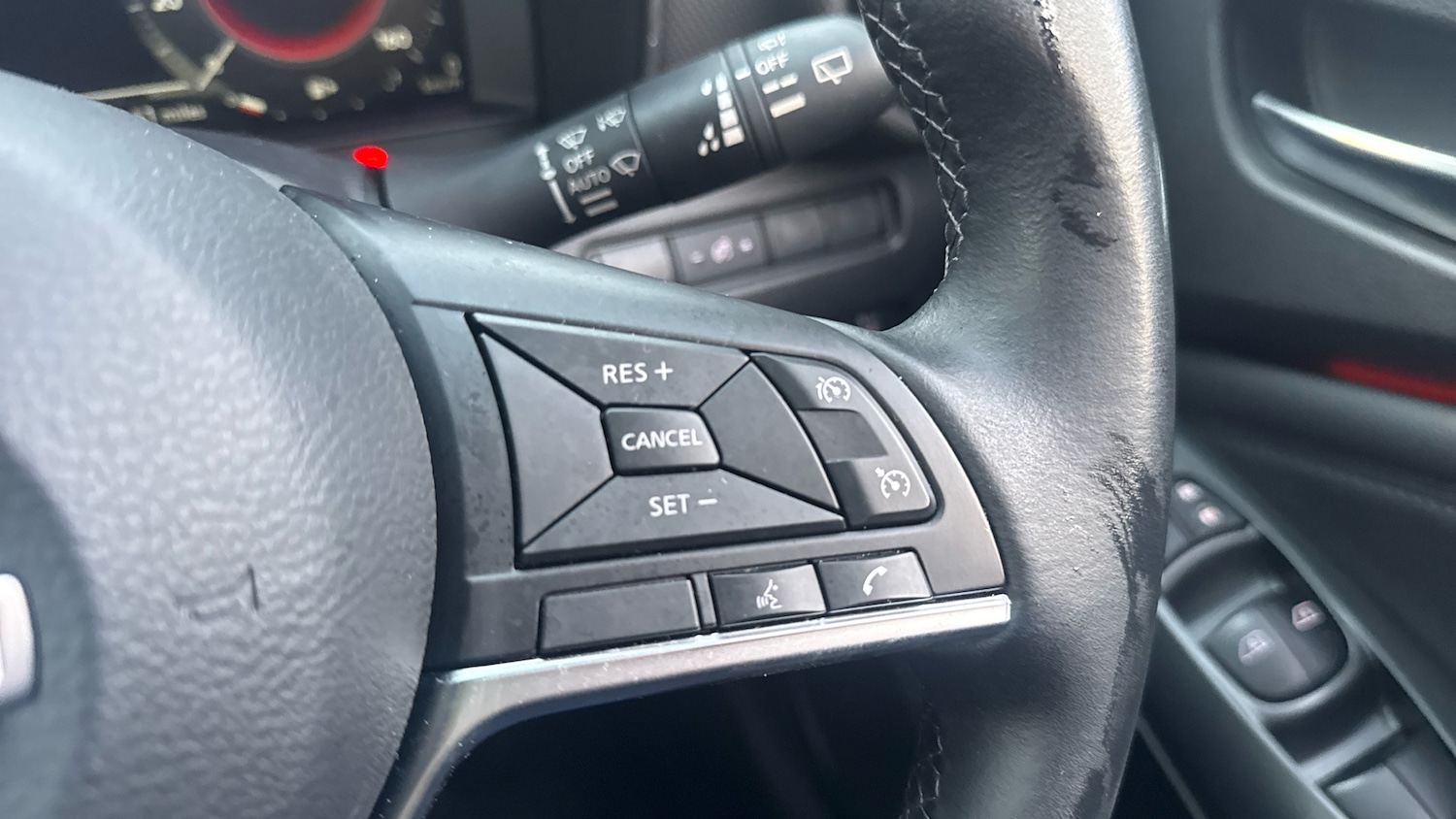 Used Nissan Juke 2024 for sale - 77125009: Photo 23