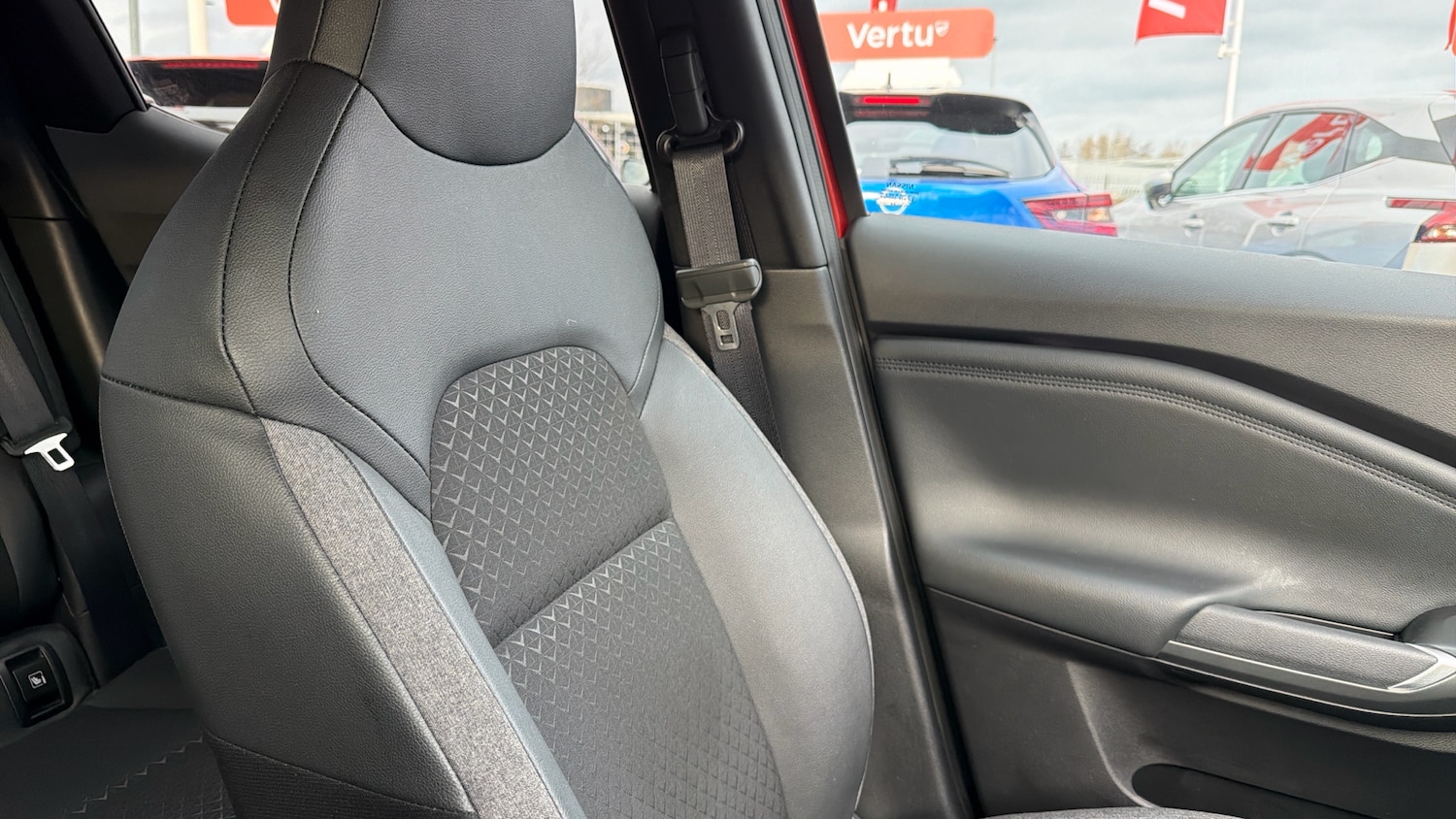 Used Nissan Juke 2024 for sale - 76924209: Photo 35