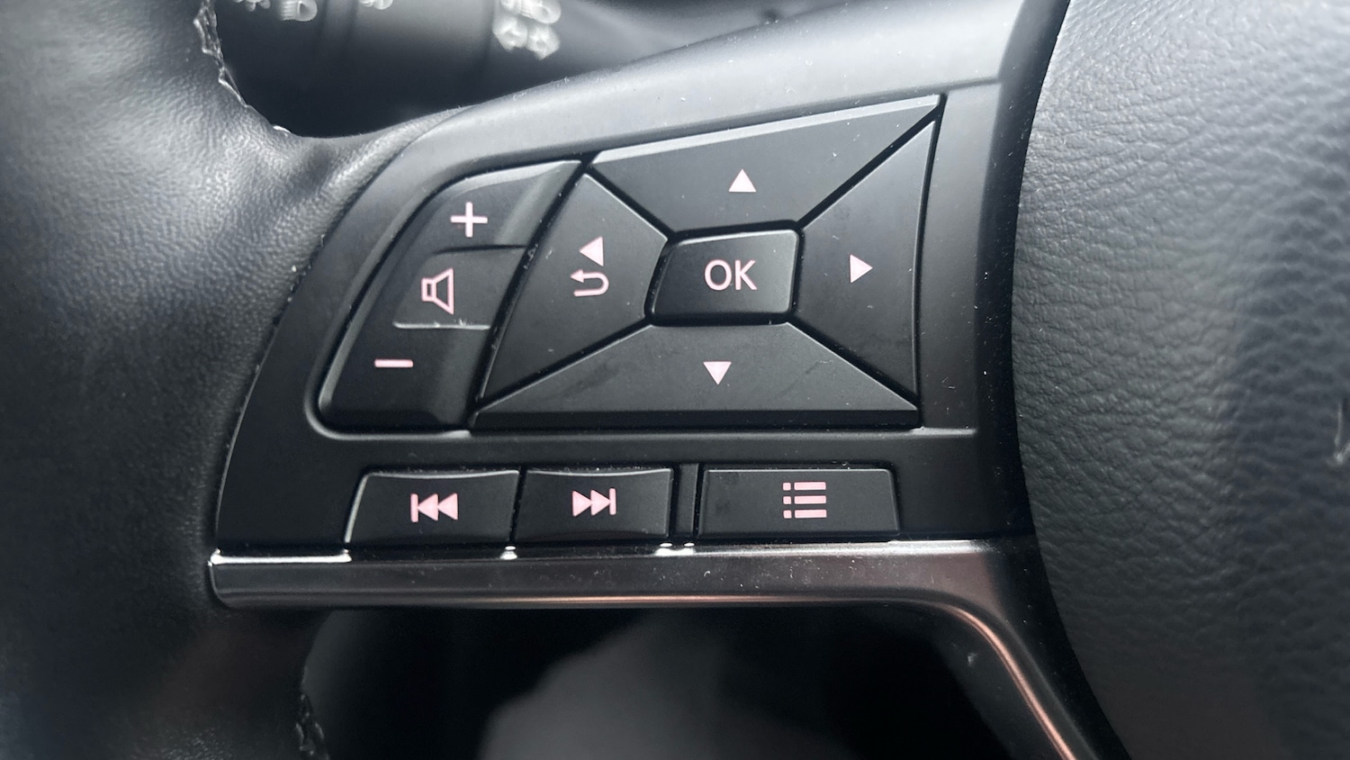 Used Nissan Juke 2024 for sale - 77125004: Photo 43