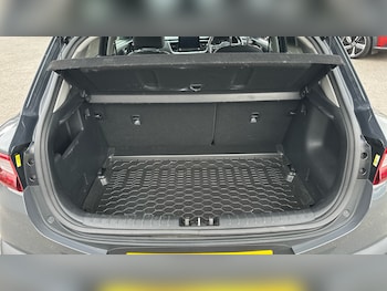 Used Kia Stonic 2021 for sale - 78354070: Photo