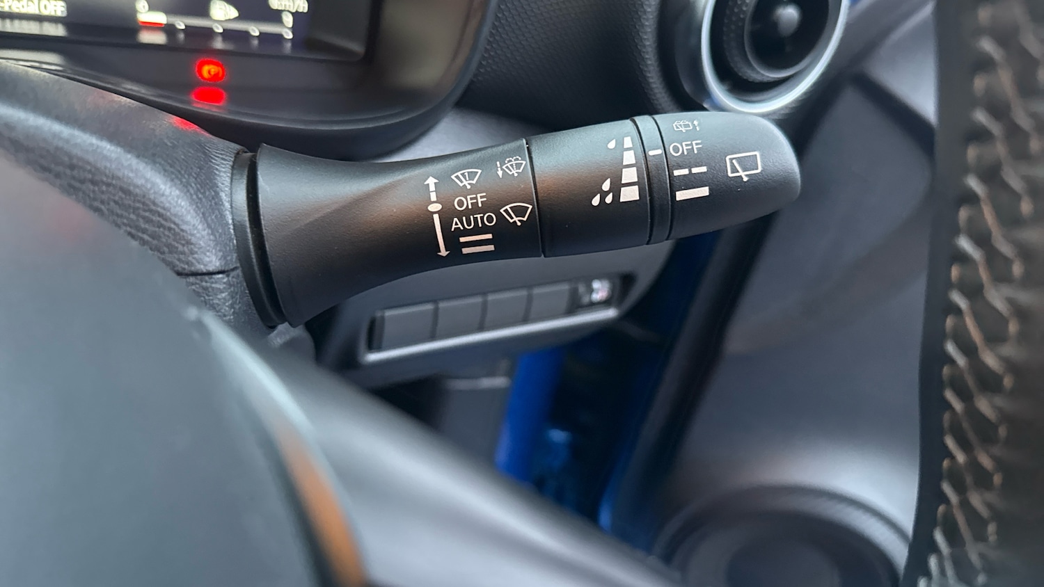 Used Nissan Juke 2024 for sale - 77033357: Photo 37