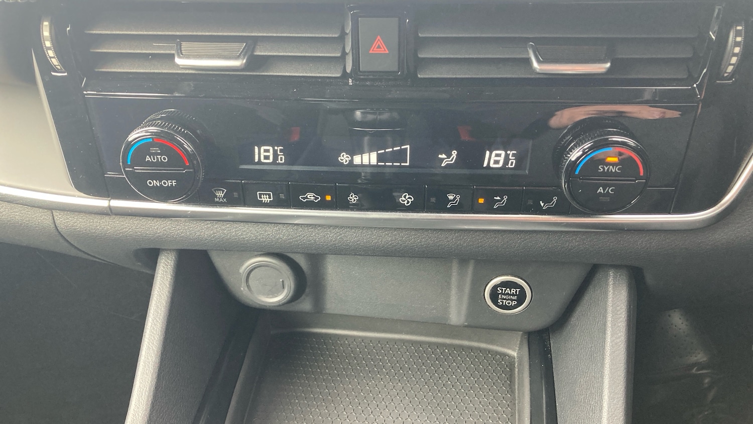 Used Nissan Qashqai 2022 for sale - 76026974: Photo 44